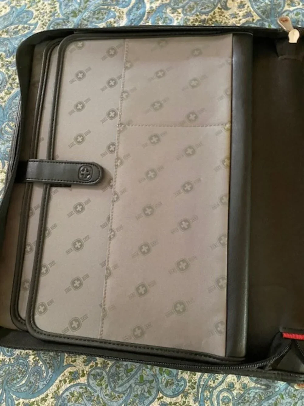 SwissGear Laptop Travel Bag/briefcase Perfect for Work and in VG shape